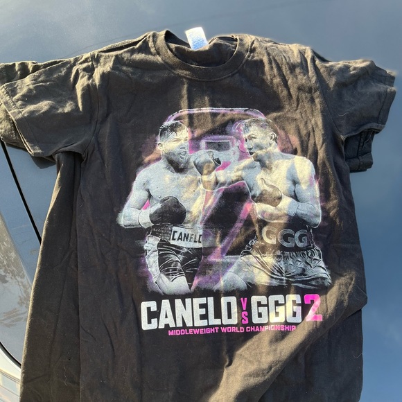 7 Tees, 1 hoodies bundle - Picture 8 of 10